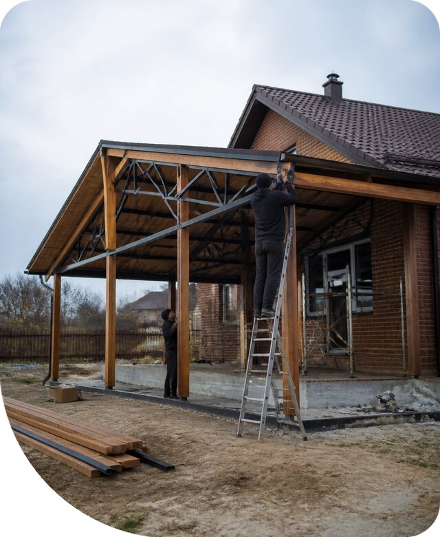 Пристройка навеса к дому и участку в Лесозаводске под ключ